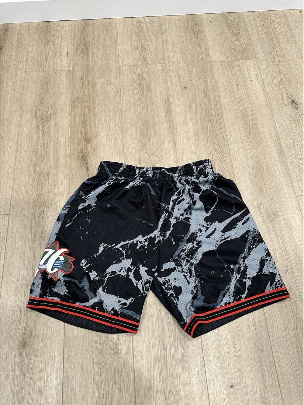 Mitchell & Ness Philadelphia 76ers MARBLE Swingman Shorts 2000 Size XL